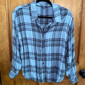 Splendid lightweight light blue and navy plaid button down top, size medium